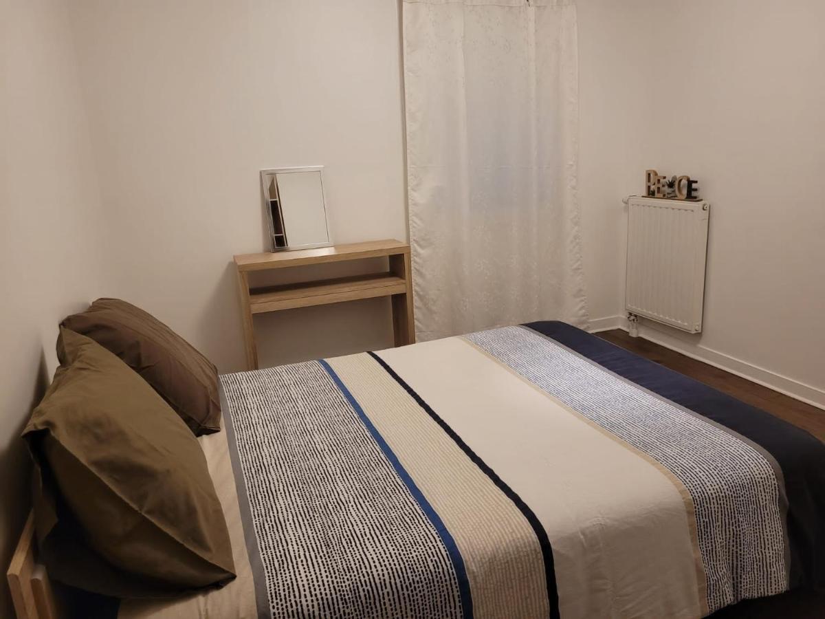 Apartment Gare Rer A 1 A 3 Au Choix *